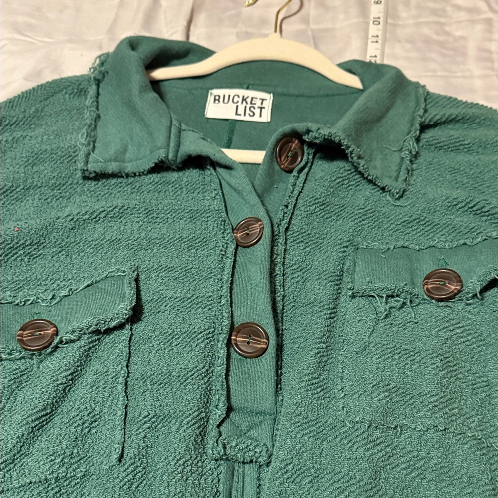 BUCKETLIST Green Oversized Button-Up Shirt - Picture 4 of 12